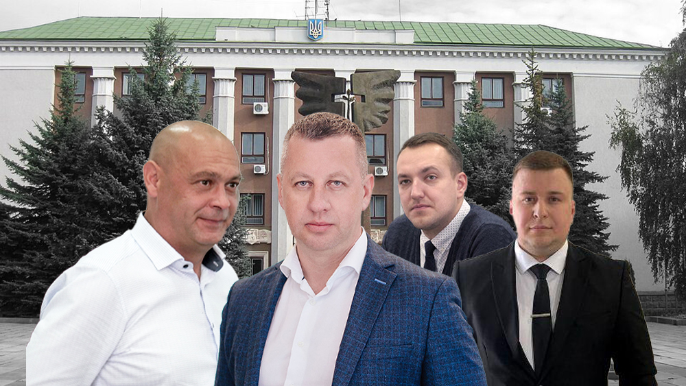 Заступник міського голови Микола Дядюсь, секретар, в.о. міського голови Віктор Шакирзян, заступник міського голови Євгеній Іванішин та Артем Ганущак 