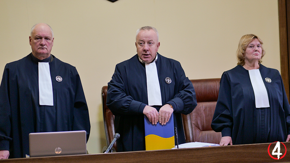 Колегія суддів Святослав Гладкий Олег Полюхович Тетяна Збитковська