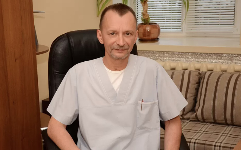 Завідувач відділення анестезіології та інтенсивної терапії Олег Сумовський