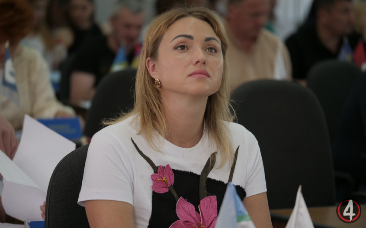 Хлістунова